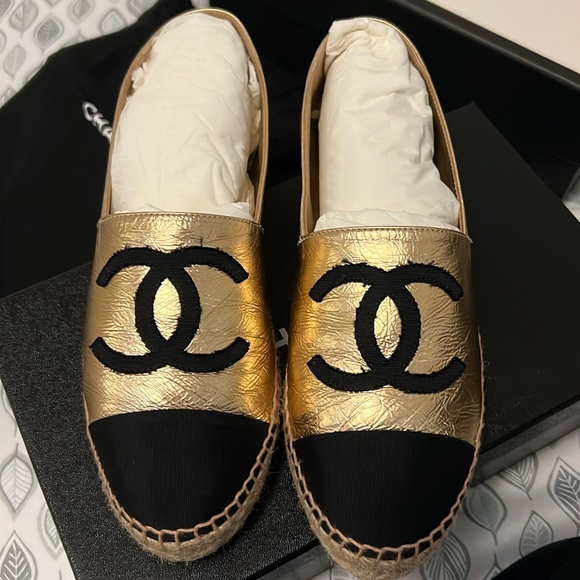 CHANEL Espadrilles - Picture 1 of 8